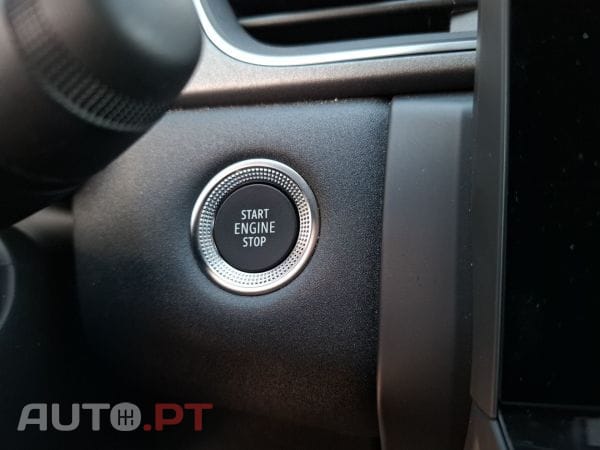 Renault Captur 1.0 TCe 100 Bi-Fuel techno