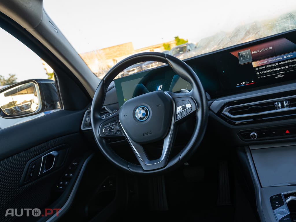 BMW 320 e Auto