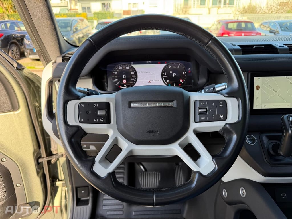 Land Rover Defender 2.0 D 110 AWD S