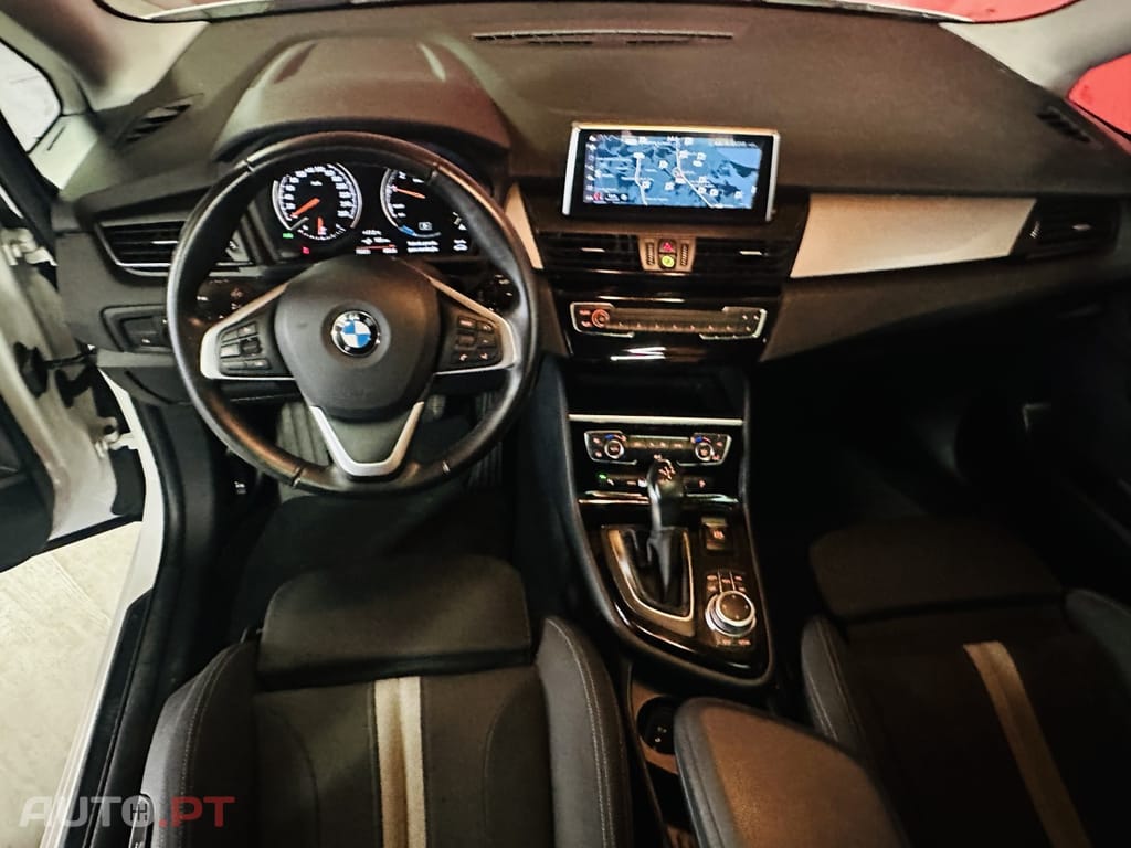 BMW 225 Line Sport