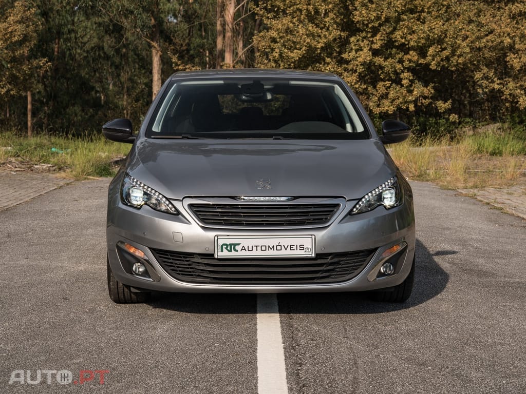 Peugeot 308 1.2 PureTech Allure J18