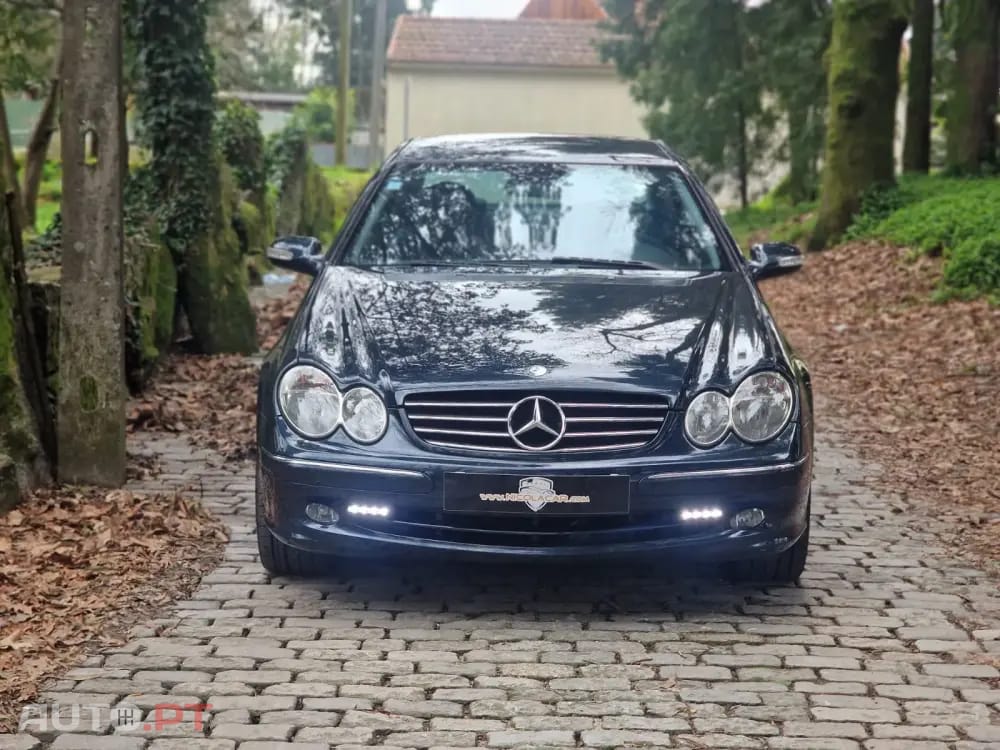 Mercedes-Benz CLK 240 Outro