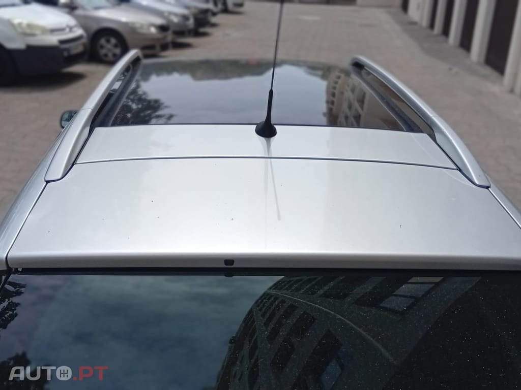 Peugeot 407 SW 407 SW Diesel 1.6 HDi Navteq Gasóleo