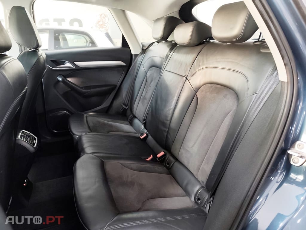 Audi Q3 2.0 TDI quattro Design S tronic