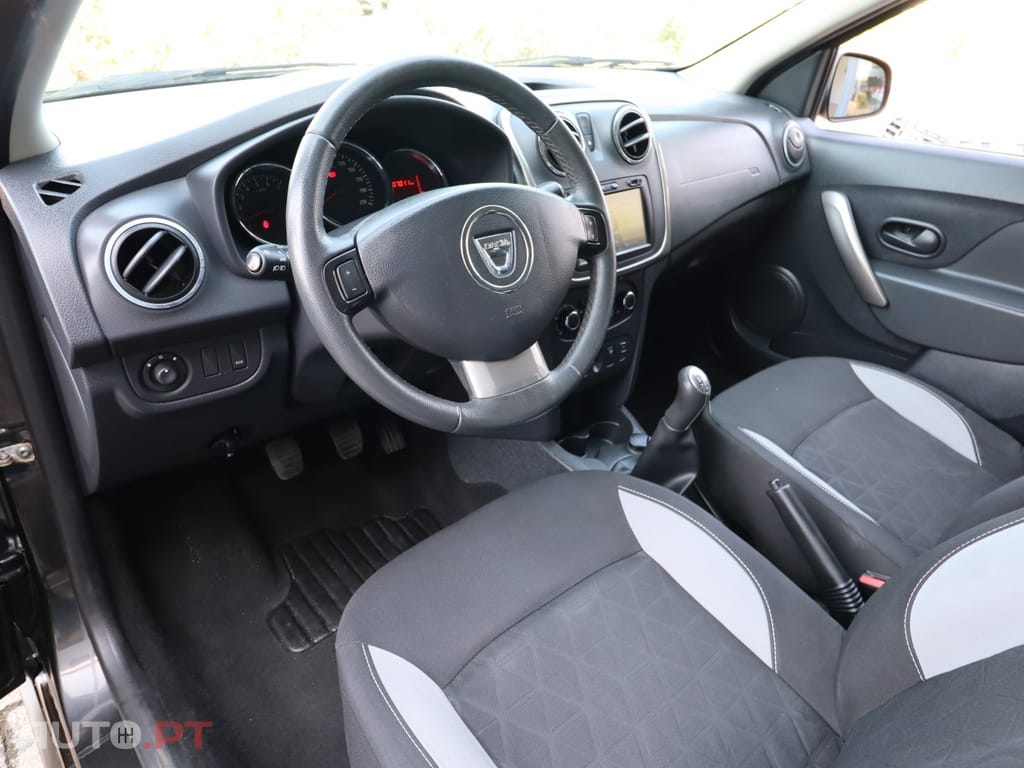 Dacia Sandero 1.5 dCi Stepway