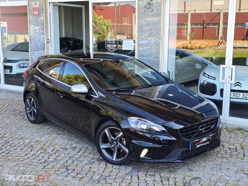 Volvo V40 D2 R Design