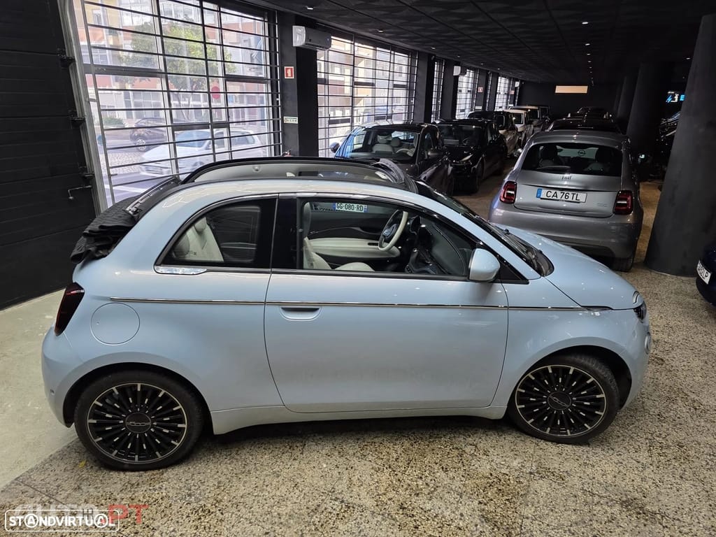 Fiat 500e La Prima
