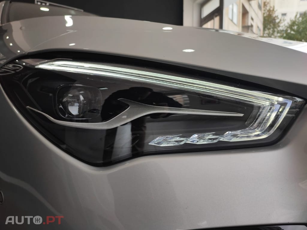 Mercedes-Benz CLA 250 e AMG Hibrido