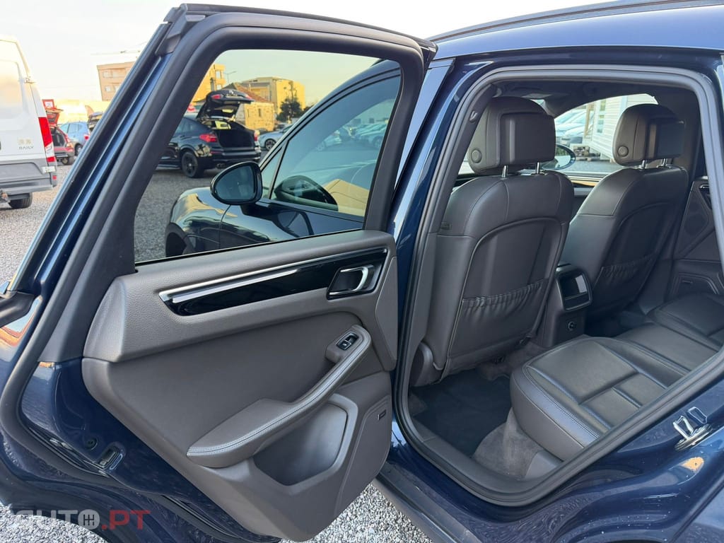 Porsche Macan S