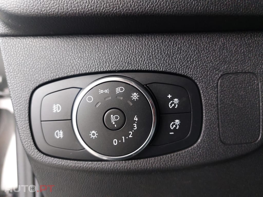 Ford Focus SW 1.0 EcoBoost Connected