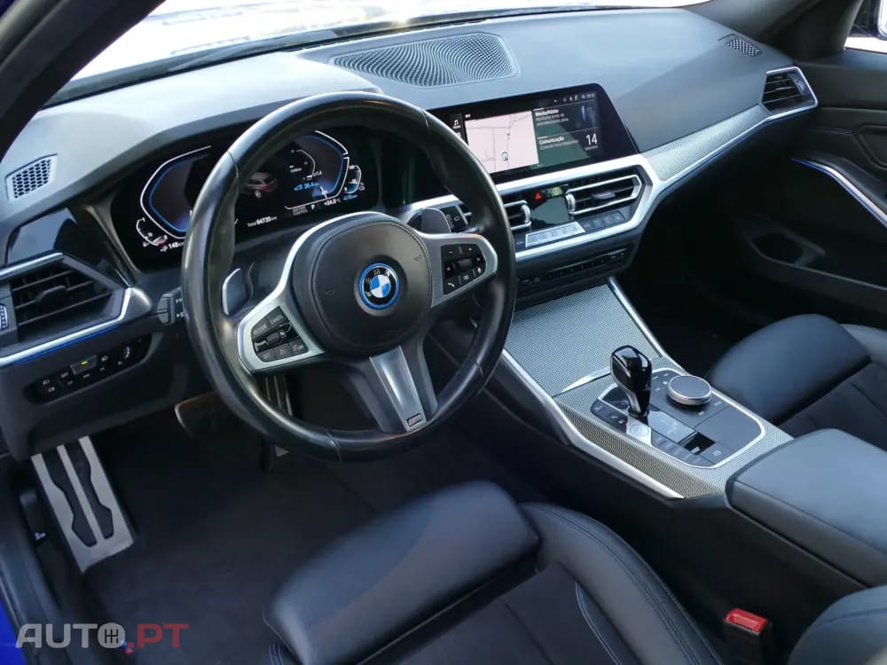BMW 330 e Pack Desportivo M Auto