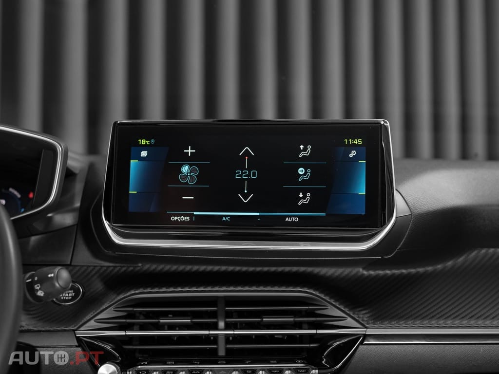 Peugeot E-2008 Allure