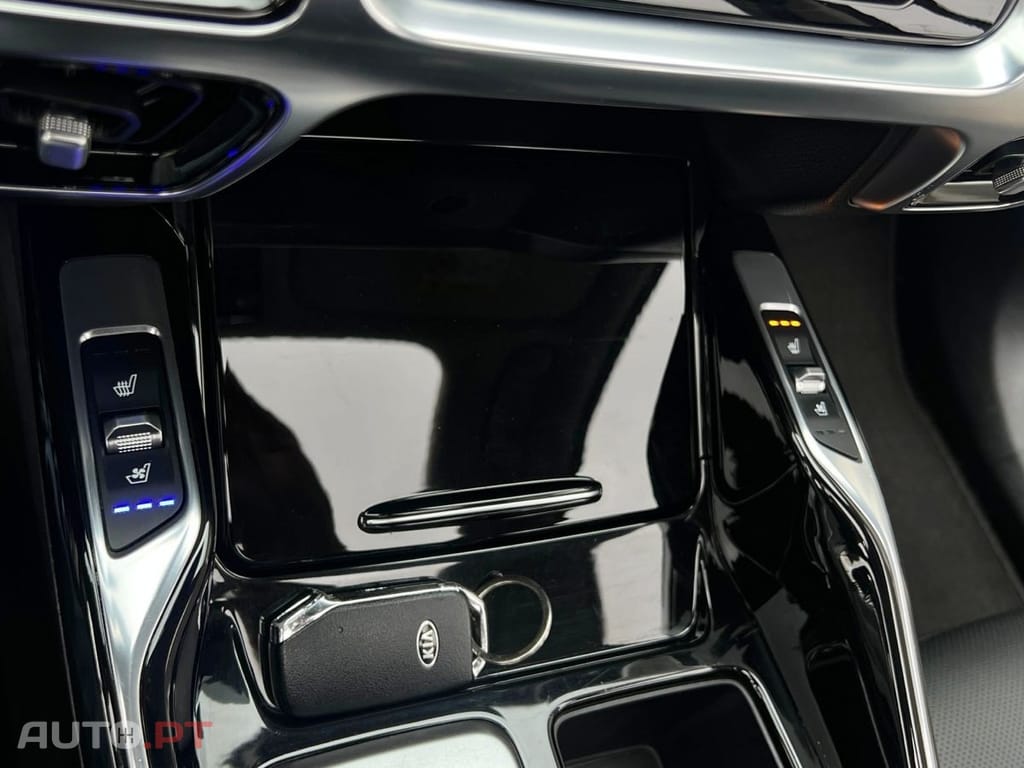 Kia Sorento 1.6 T-GDI PHEV Concept+SRF