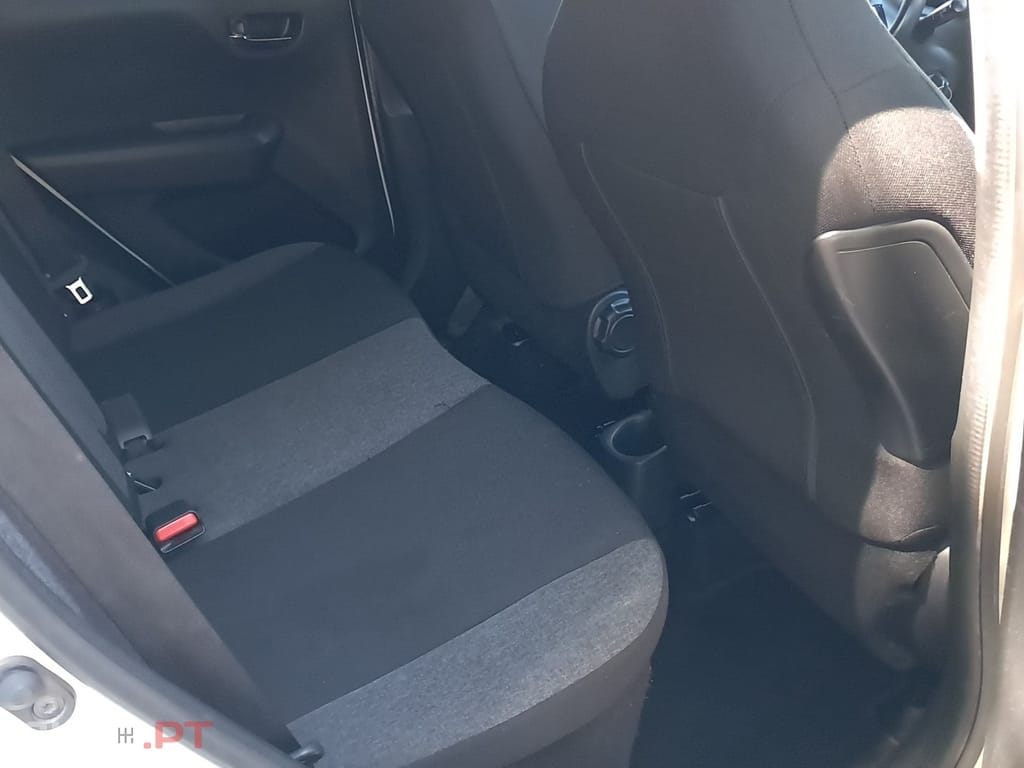 Citroen C1 1.2 VTi Shine