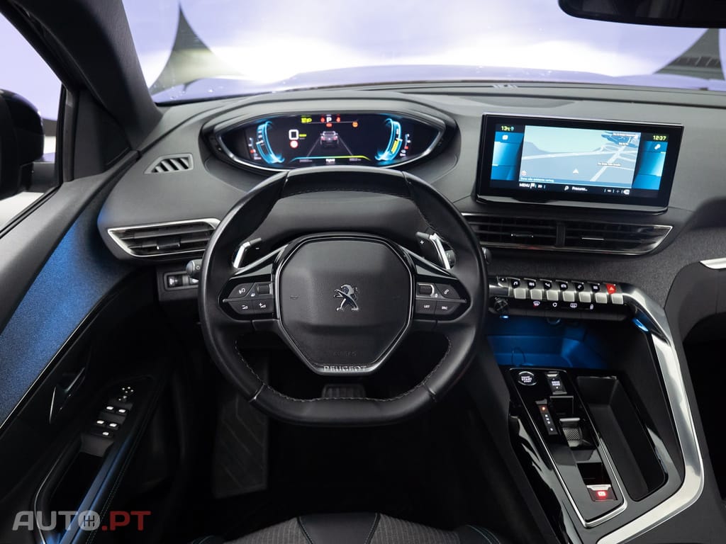 Peugeot 3008 1.6 Hybrid Allure e-EAT8