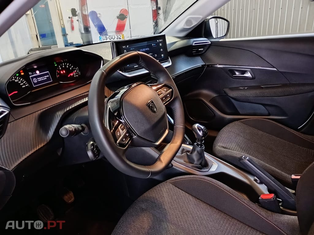 Peugeot 208 1.2 PureTech Active Pack