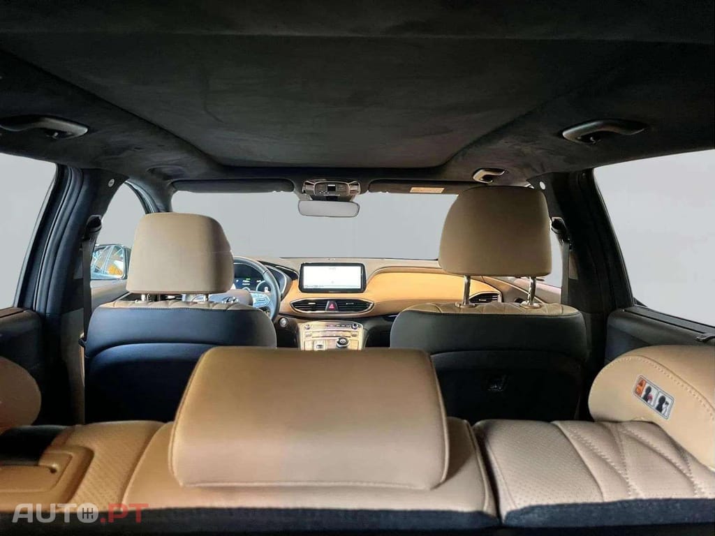 Hyundai Santa Fe Vanguard Luxury