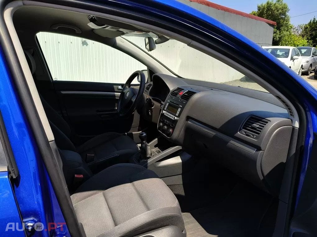 Volkswagen Golf 2.0 TDi Sport