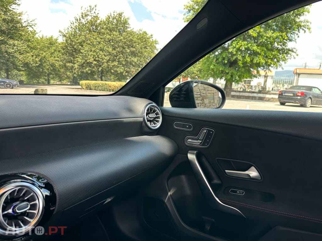 Mercedes-Benz A 250 e AMG Line