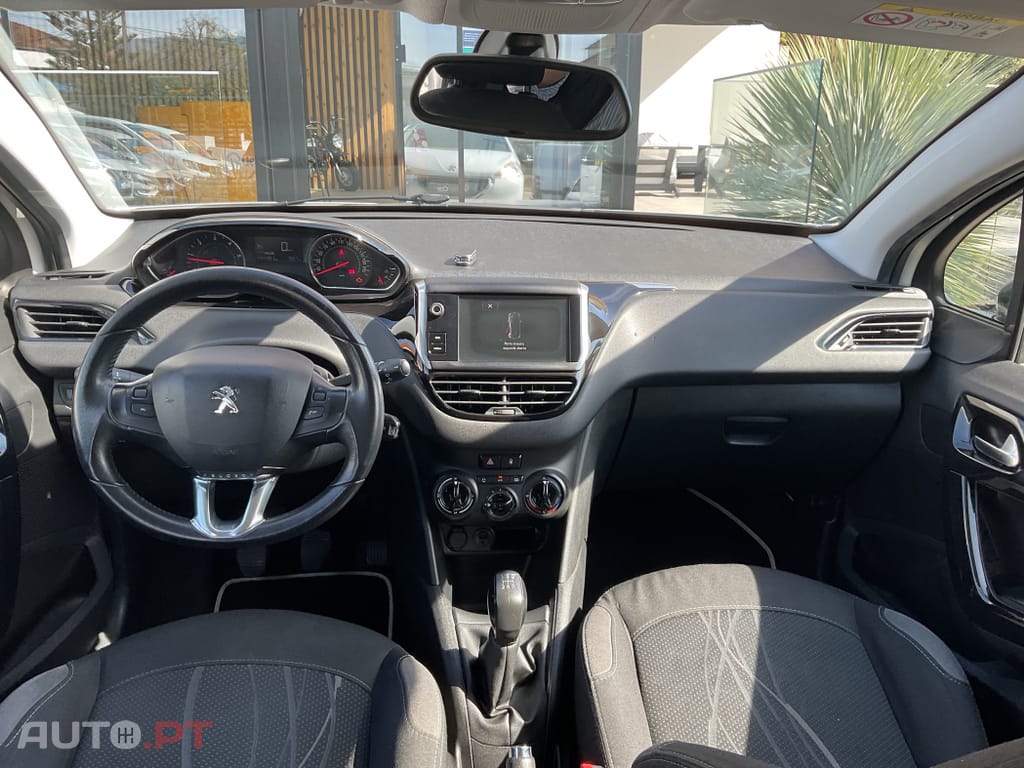 Peugeot 208 1.4 HDi Access