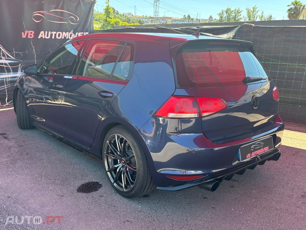 Volkswagen Golf 1.6 TDi BlueMotion Confortline