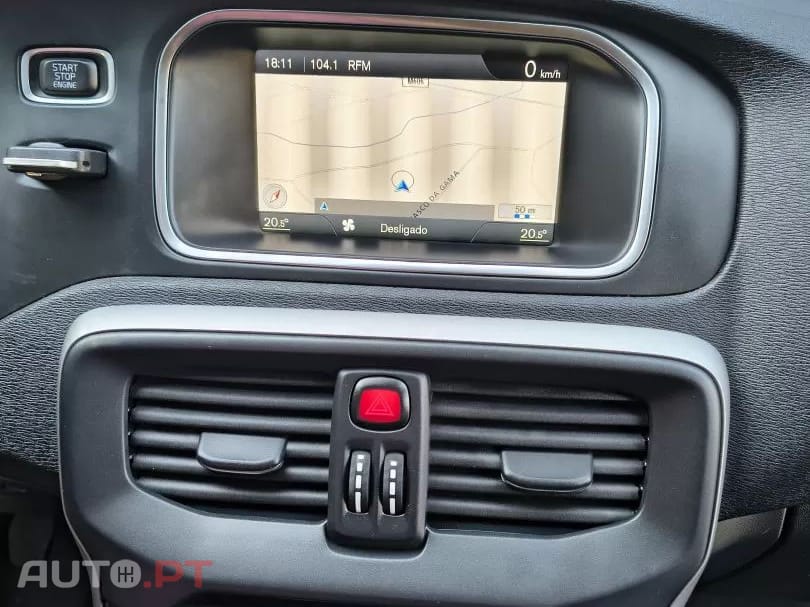 Volvo V40 D2
