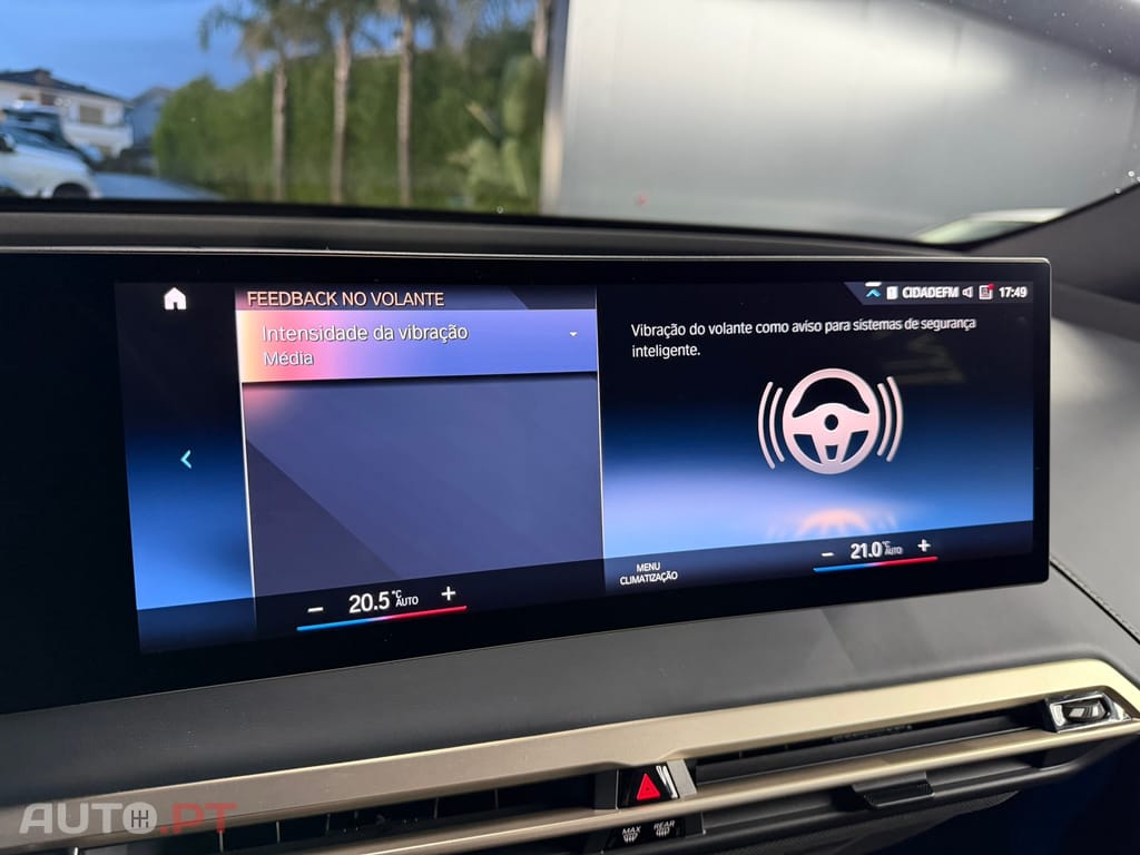 BMW iX xDrive 40 Pack Desportivo