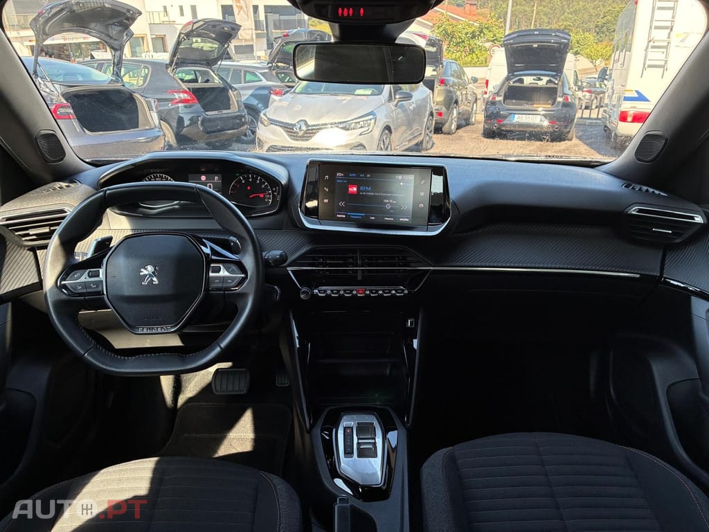 Peugeot 2008 1.5 BlueHDi Active EAT8