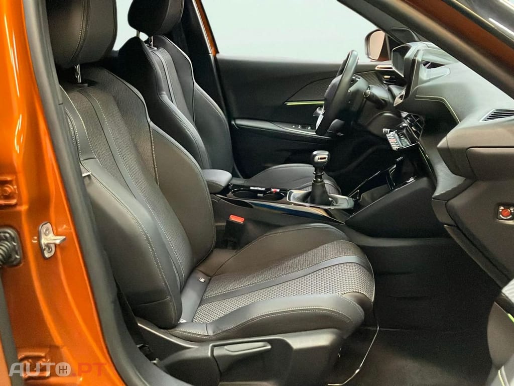 Peugeot 2008 1.2 PureTech GT