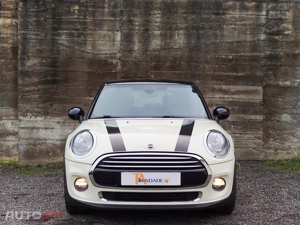 MINI Cooper Cooper D Auto