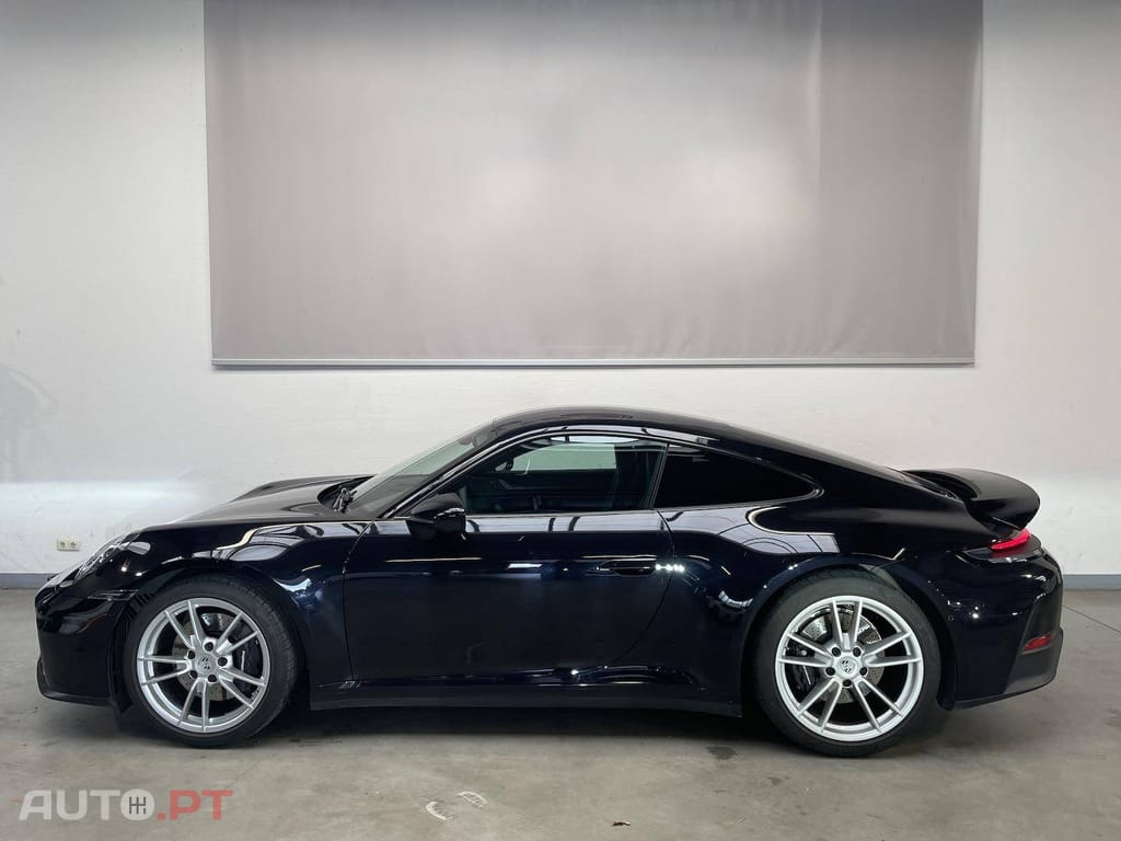 Porsche 911 Carrera