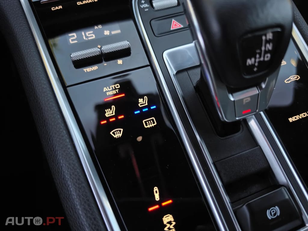 Porsche Panamera 4 E-Hybrid