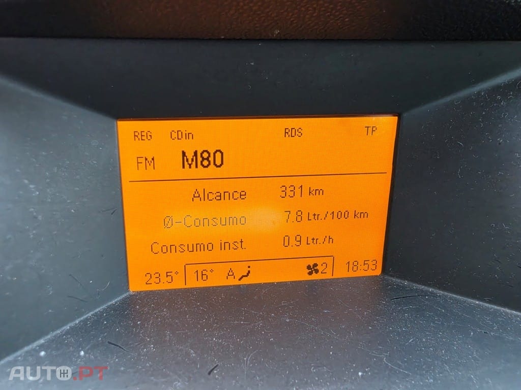 Opel Astra 1.7 CDTi Executive — fotografia 12