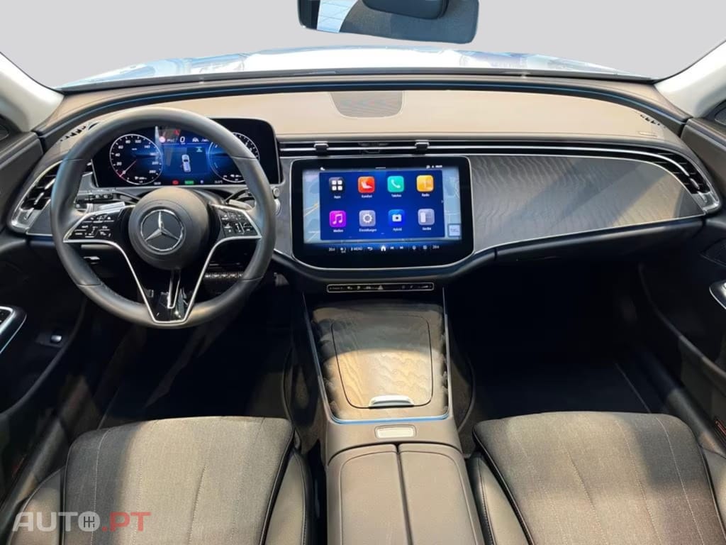 Mercedes-Benz E 300 de 4matic T Avantgarde I.V.A DEDUTIVEL