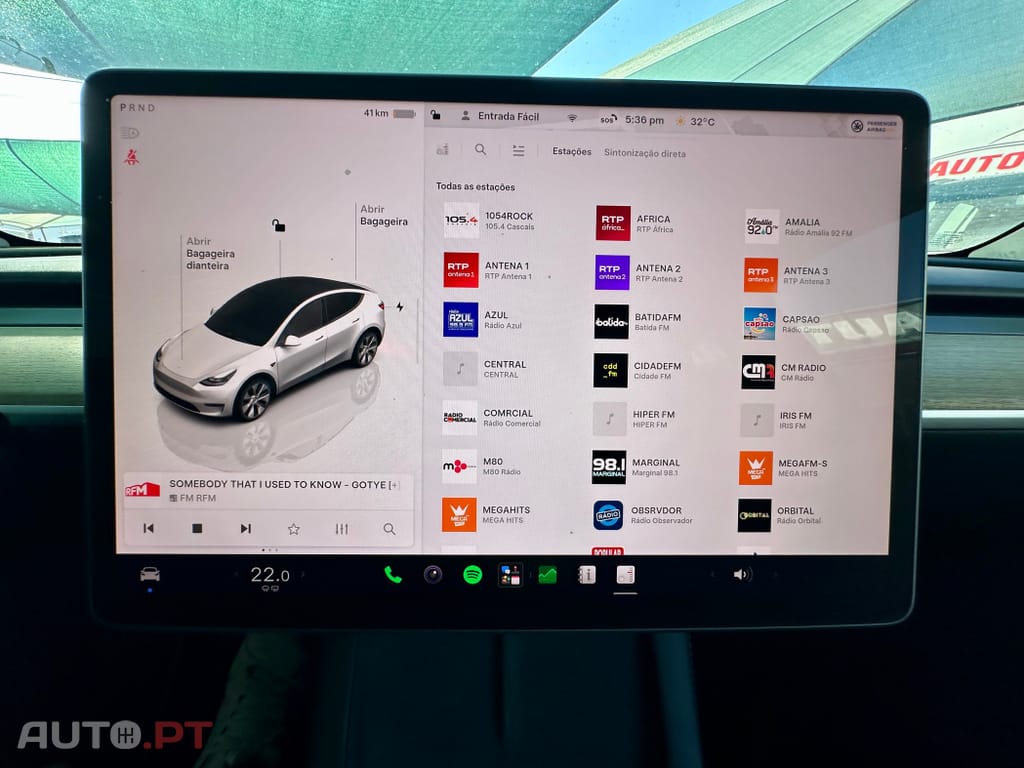 Tesla Model Y Tração Traseira — fotografia 18