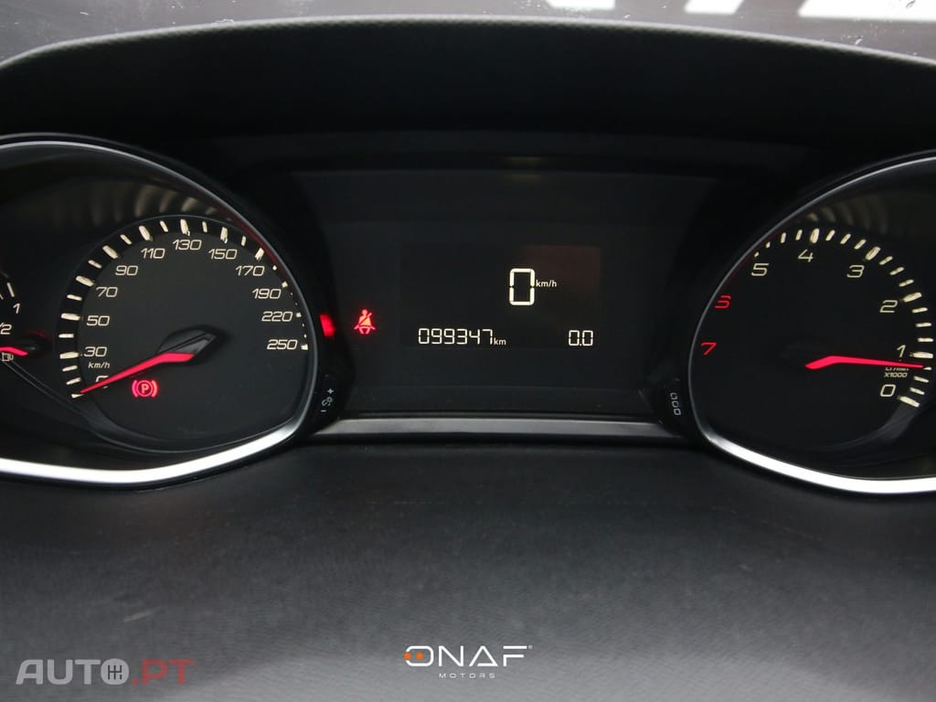 Peugeot 308 1.2 e-THP Style