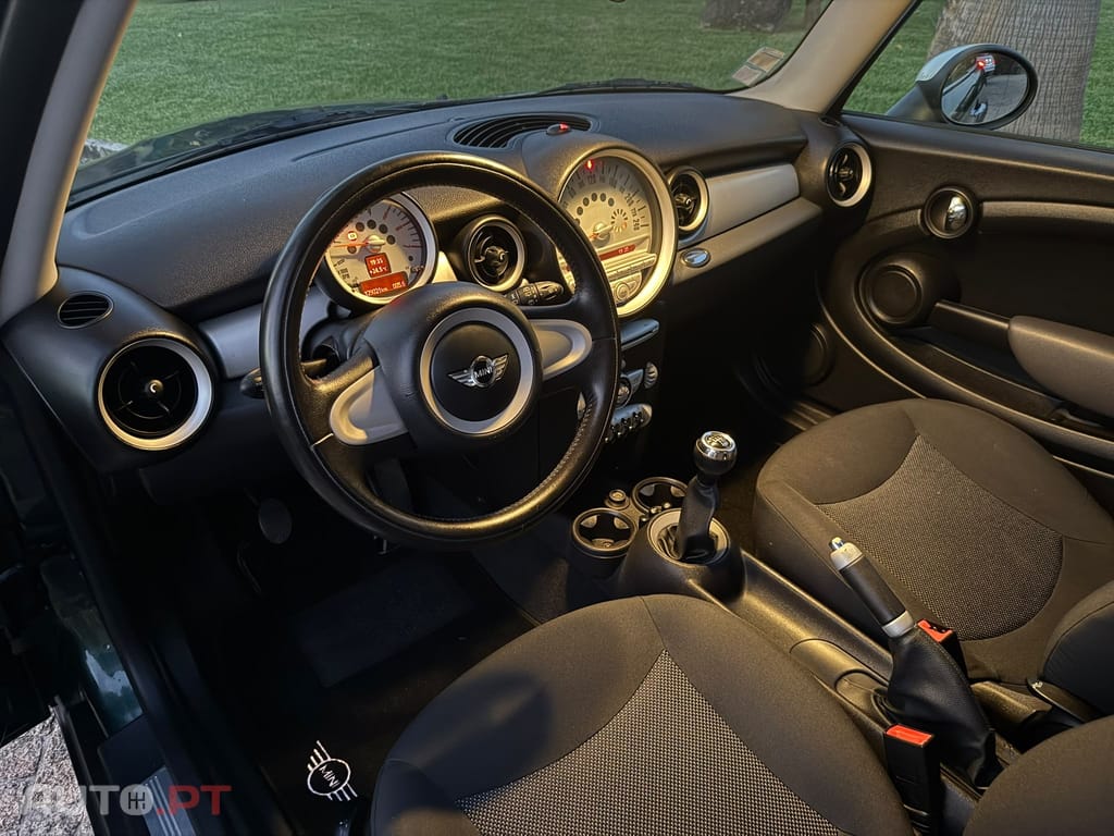 MINI Cooper Outro
