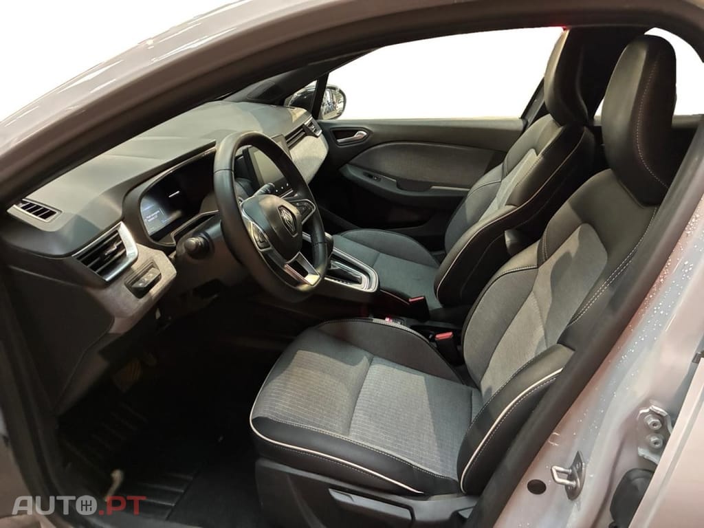 Renault Clio 1.6 E-Tech Full Hybrid Techno