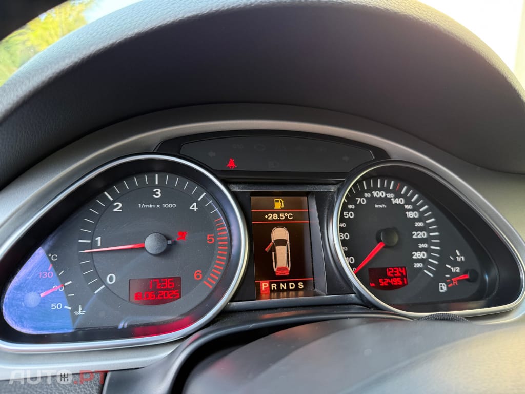Audi Q7 3.0 TDI Sport Tiptronic