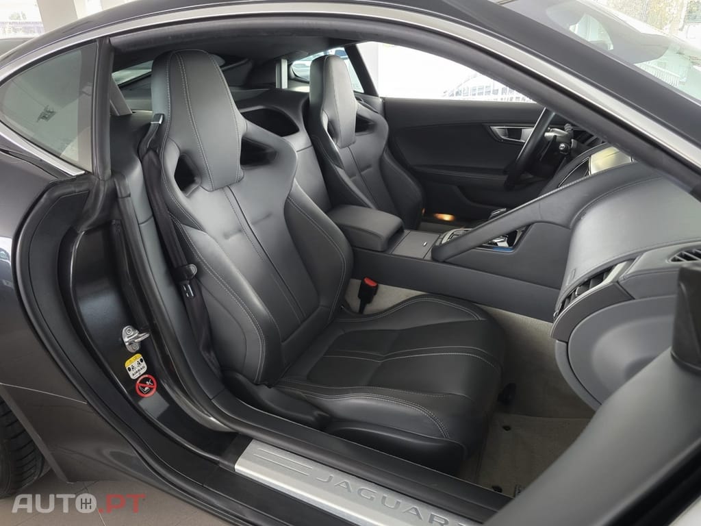 Jaguar F-Type 3.0 V6 S/C Auto