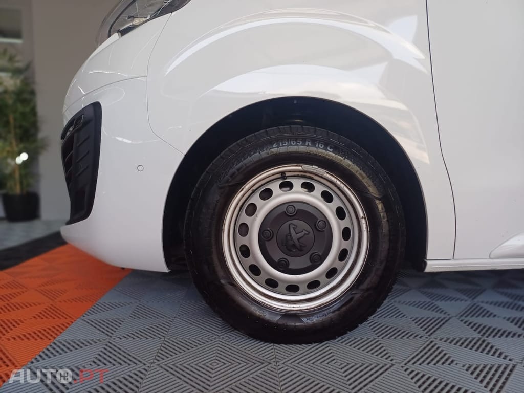 Peugeot Expert 2.0 BlueHDi Semi-Vidrado Standard EAT8