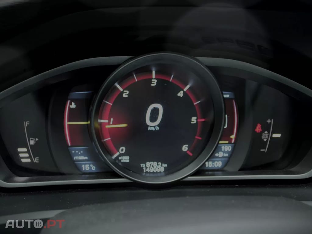 Volvo V40 1.6 D2 Momentum Eco