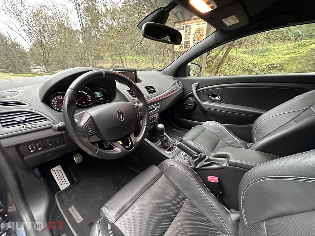 Renault Mégane Coupe TCe 265 R.S. Trophy