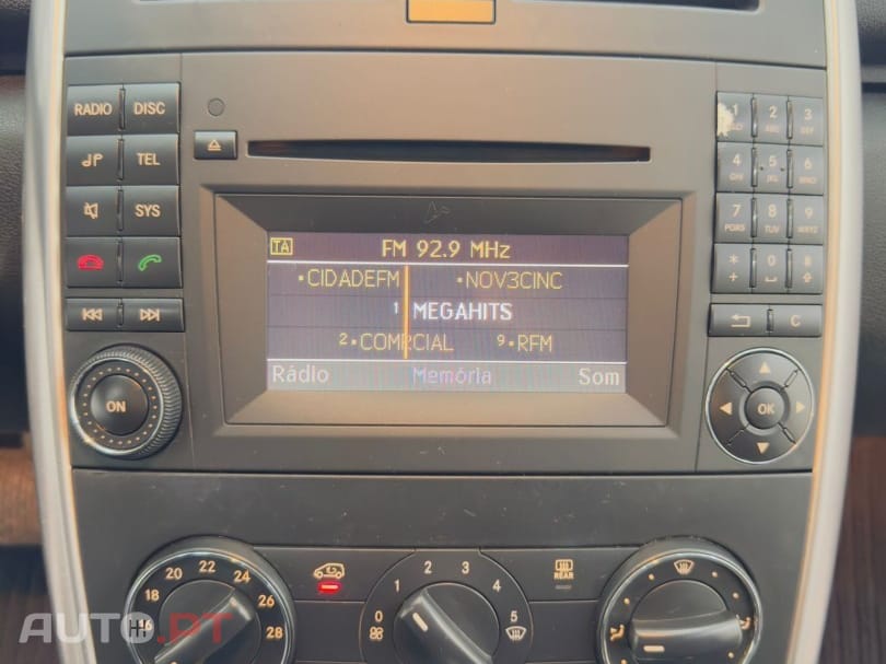 Mercedes-Benz A 200 Elegance Automatic