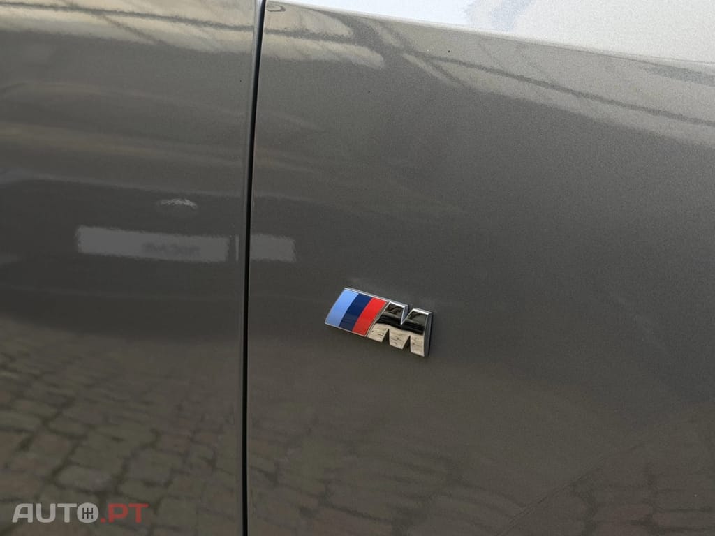 BMW 225 e xDrive Pack Desportivo M