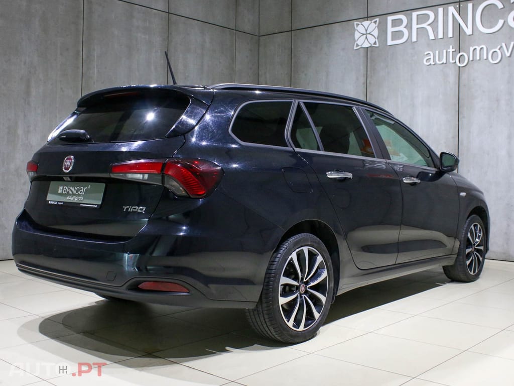 Fiat Tipo 1.3 M-Jet Lounge Tech