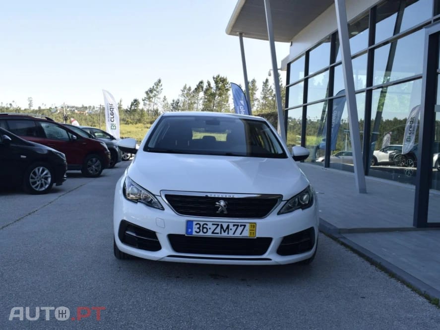 Peugeot 308 1.5 BlueHDi Business Line