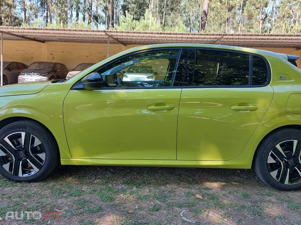 Peugeot E-208 50 kWh Active Pack