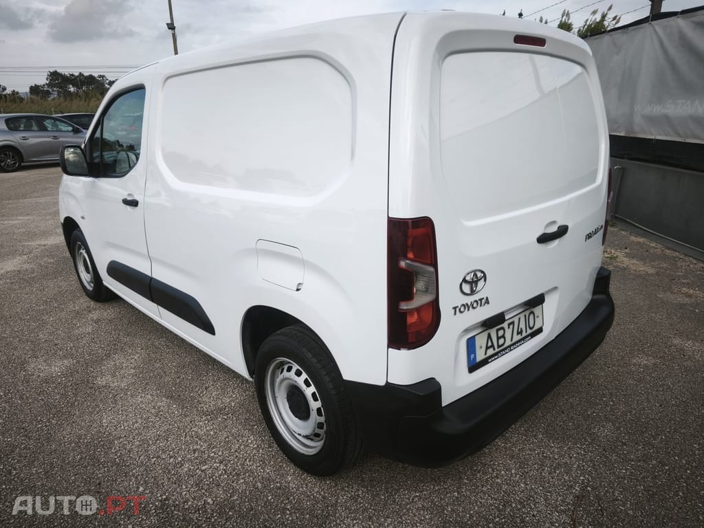 Toyota Proace City 1.5D L1 Active