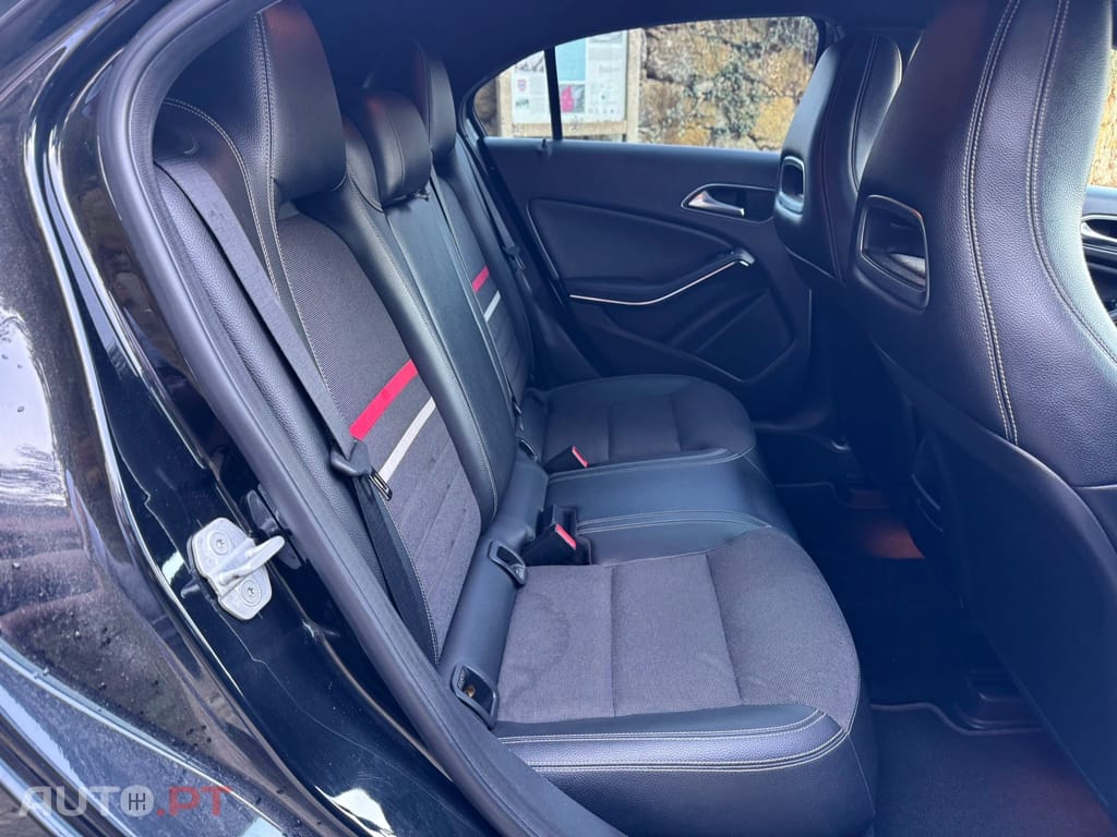 Mercedes-Benz A 180 AMG